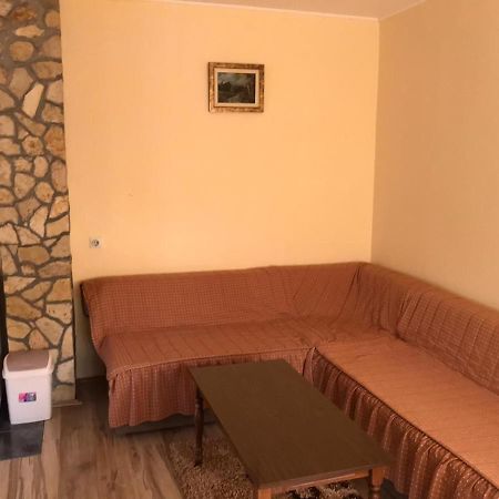 Apartman Helena โมกราโกรา ภายนอก รูปภาพ